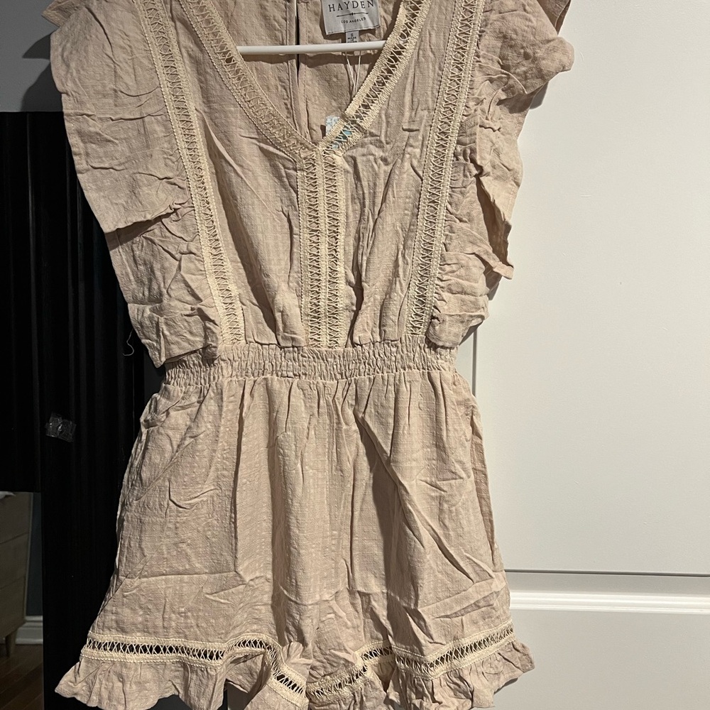 Hayden romper Size S new w tags